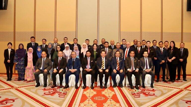Sarawak, Brunei setuju bergilir hoskan perbincangan sektor pengangkutan
