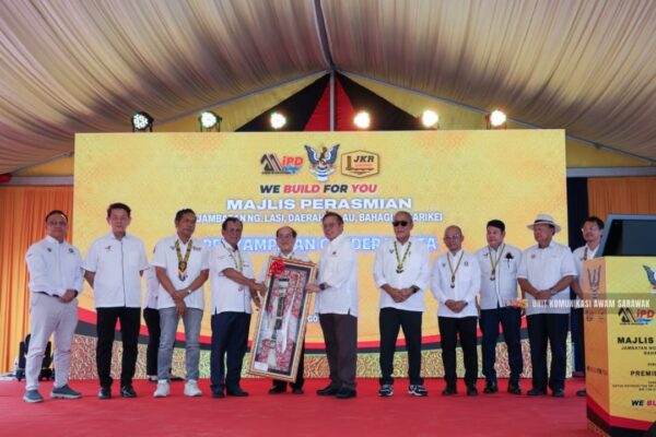 Sarawak mampu bina 17 jambatan kerana kebijaksanaan Premier