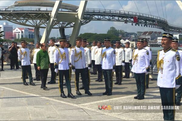 Kuching bandar pelancongan bersih ASEAN