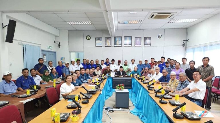 Bantuan baja bagi golongan layak di DUN Kalaka