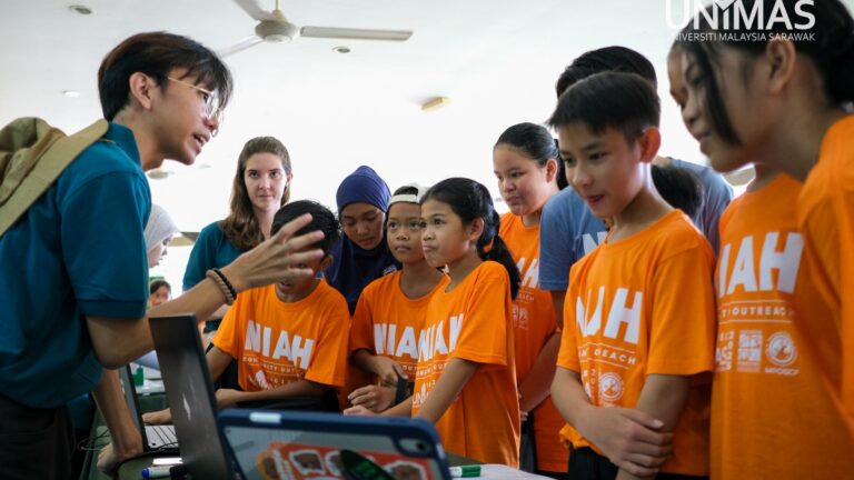 IBEC UNIMAS laksana program khidmat komuniti Taman Negara Niah