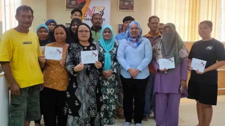 Bantuan pendidikan bantu pelajar kurang berkemampuan