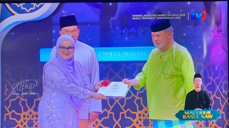 Anak jati Satok dianugerah Tokoh Maulidur Rasul Belia Harapan Peringkat Kebangsaan