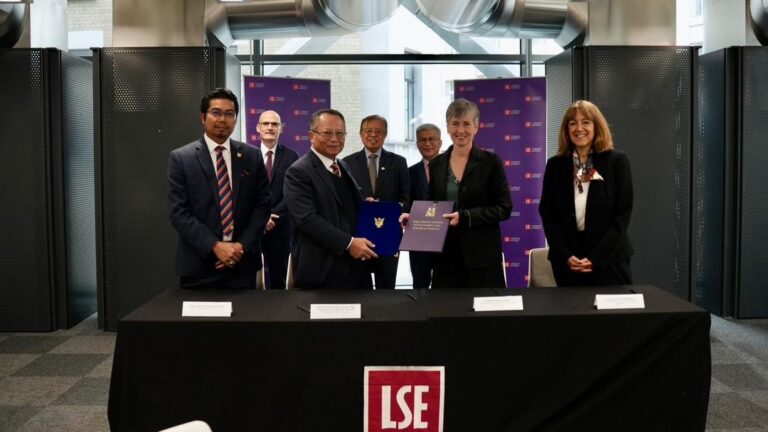 Sarawak, LSE meterai kerjasama bangunkan modal insan, kelestarian alam