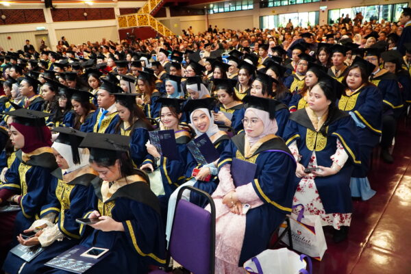 ICAN rekod aktiviti pensyarah, pelajar UiTM Cawangan Sarawak dilancar