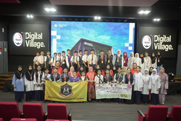 120 pelajar lawat TEGAS Digital Village