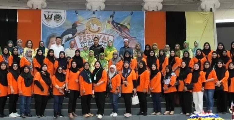 PPWS Daerah Lawas terima geran kerajaan RM10,000