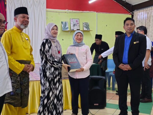 Lebih 280 sekolah daerah di Sarawak siap dibina, dinaik taraf