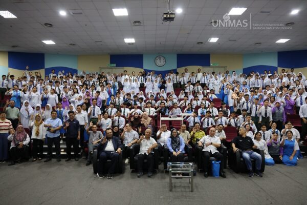 UNIMAS tuan rumah Program Sokongan Strategik Seep: Sci-Math Camp