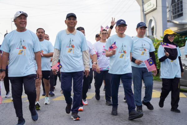 Malaysia Day Fun Walk Satok semai semangat patriotisma