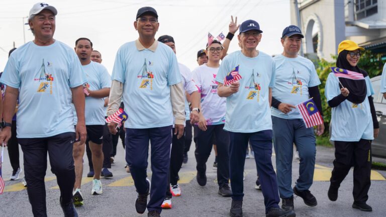 Malaysia Day Fun Walk Satok semai semangat patriotisma