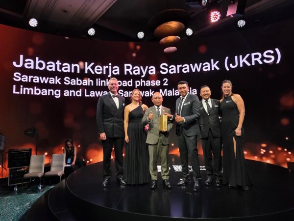 JKR Sarawak menangi anugerah Bentley