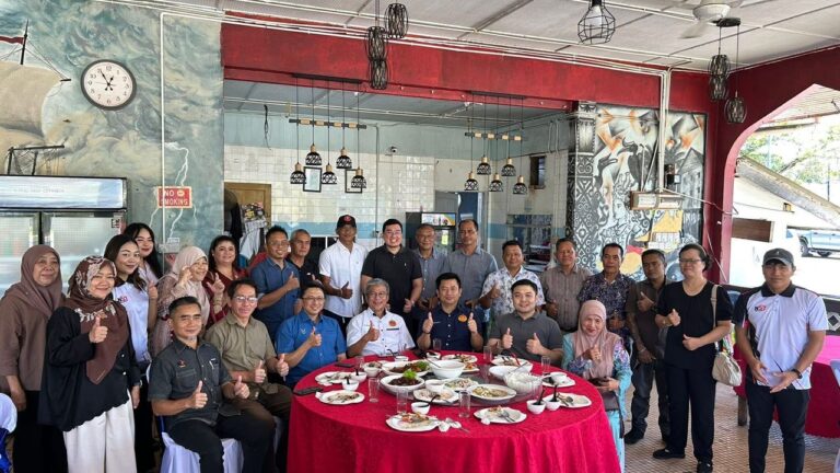 Kekuatan akar umbi kukuhkan parti