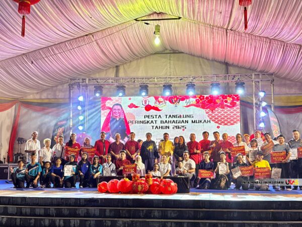 Pesta Tanglung Mukah lambang perpaduan kaum