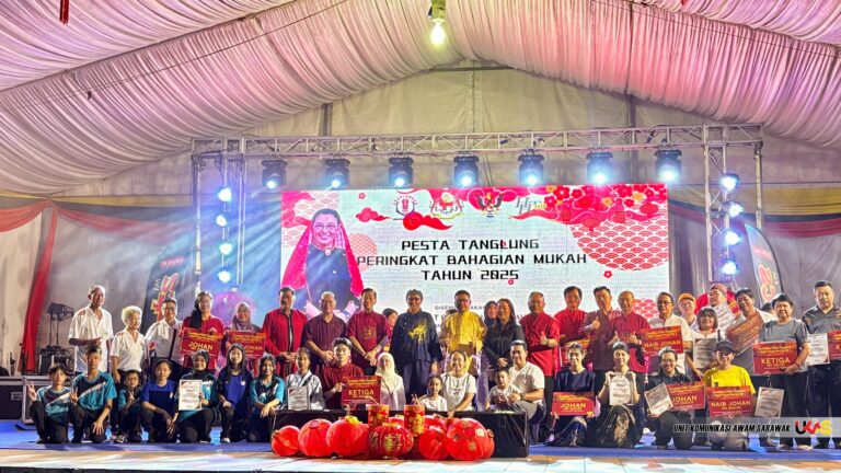 Pesta Tanglung Mukah lambang perpaduan kaum