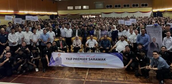 Pucuk pimpinan Sarawak berusaha bantu tingkatkan pendidikan anak-anak