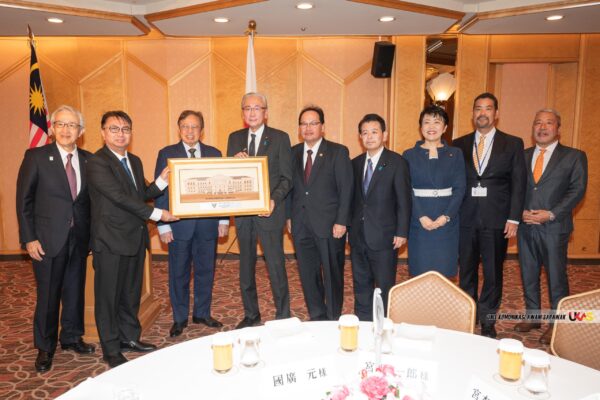 Sarawak kongsi tenaga hijau dengan ASEAN