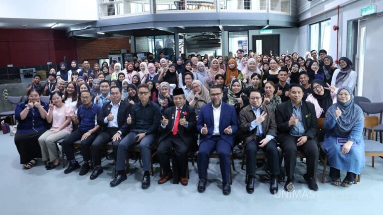 FPBK UNIMAS buka ruang kolaboratif tawar kursus Bahasa Melayu