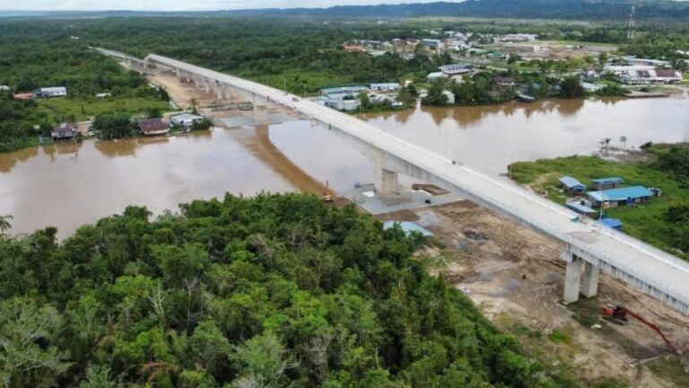 Hadiah Krismas, Jambatan Sebauh dibuka pada umum 6 Disember ini