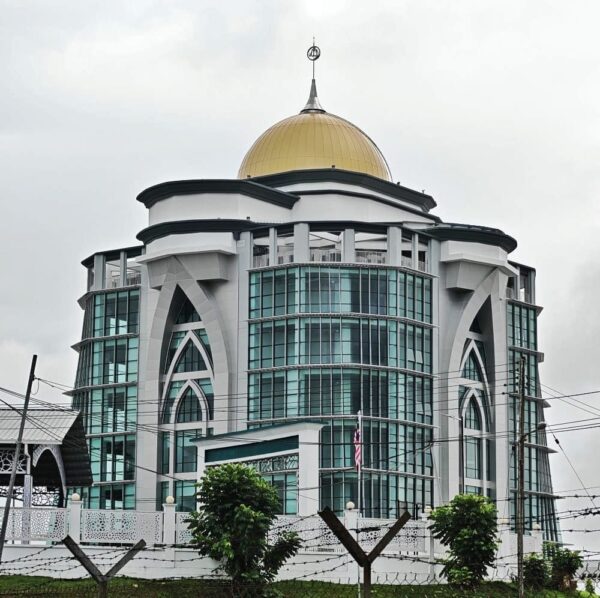 Kompleks Islam Sarawak Sri Aman mercu tanda baharu, dirasmi 20 Disember depan.