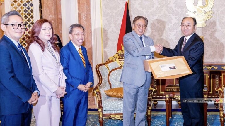 Hubungan dua hala Sarawak,China diperkukuh