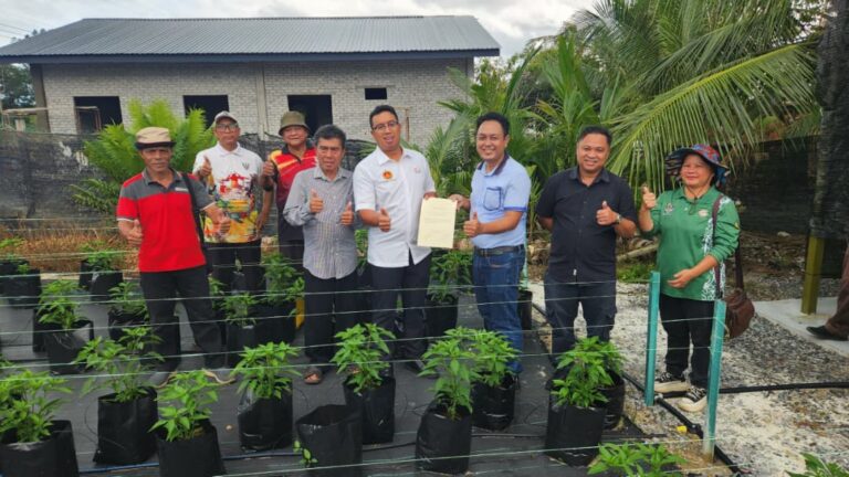 Pelihara kemudahan prasarana demi manfaat bersama – Azizul