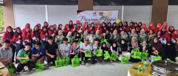 Wanita Parti PBB Bukit Sari teruskan program jelajah zon, santuni anak yatim