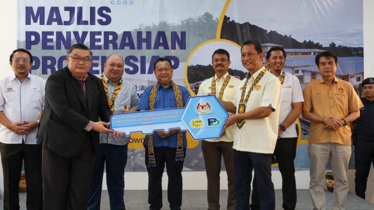 Projek gantian bilik darjah SMK Kanowit lebih moden, siap lebih awal