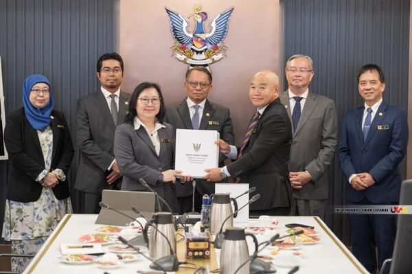 Felicia Tan kini Timbalan Setiausaha Kerajaan Sarawak (Pentadbiran)