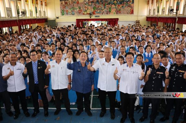 Sarawak sedia kaji semula pelaksanaan UP-DLP jika UPSR, PT3 dikembali – Roland Sagah