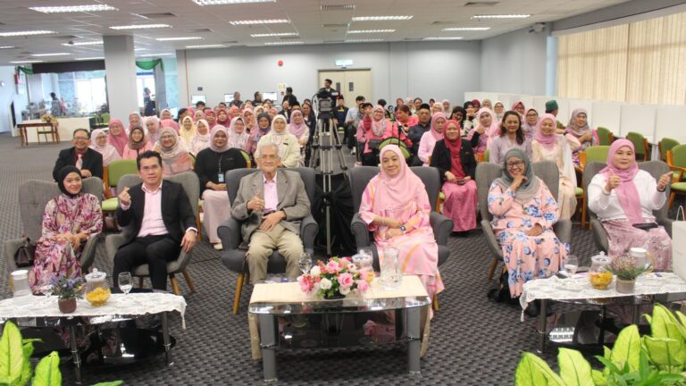 PTAR UiTM Sarawak tampilkan naib canselor wanita pertama