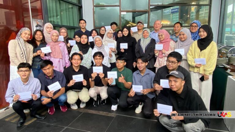 Insentif pendidikan Parlimen Petra Jaya manfaatkan ratusan pelajar