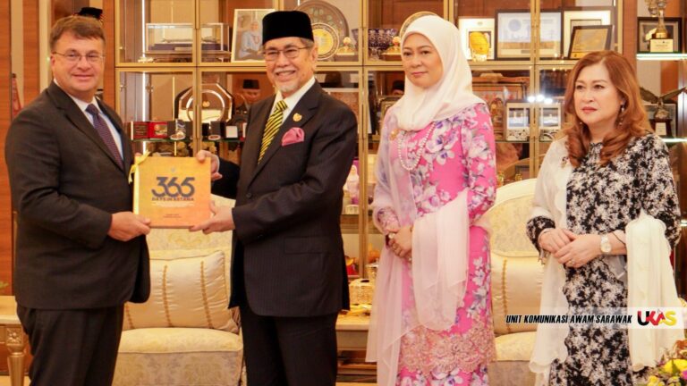 Kestabilan politik Sarawak dikagumi