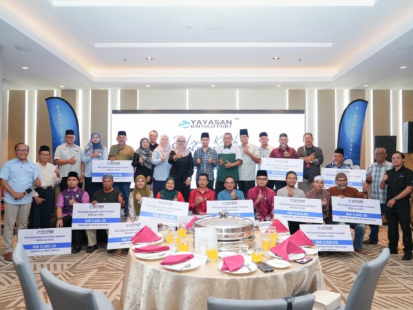 Yayasan Bintulu Port agih sumbangan pada institusi agama, pendidikan