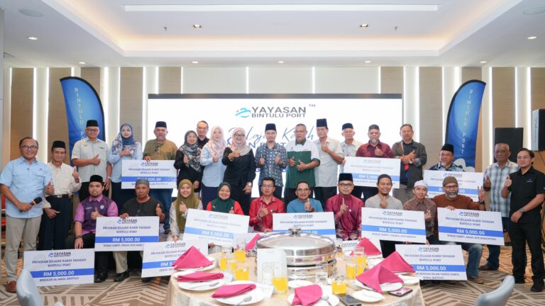 Yayasan Bintulu Port agih sumbangan pada institusi agama, pendidikan