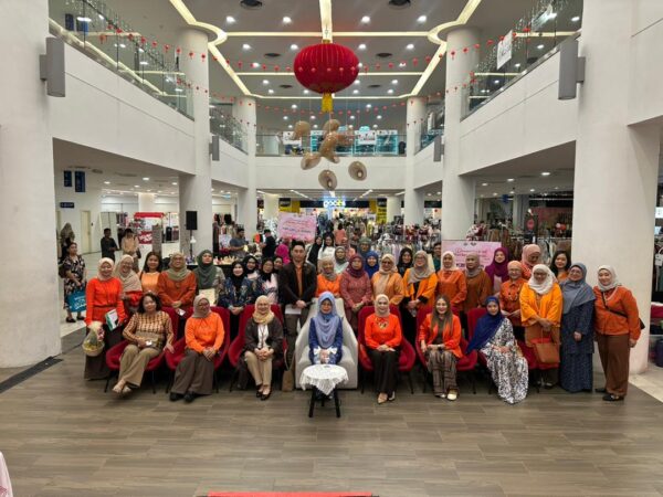 Dewanita DUBS Market Pavilion selari aspirasi kerajaan