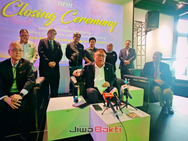 Semua struktur telekomunikasi wajib dapat kelulusan SMA sebelum dilaksana