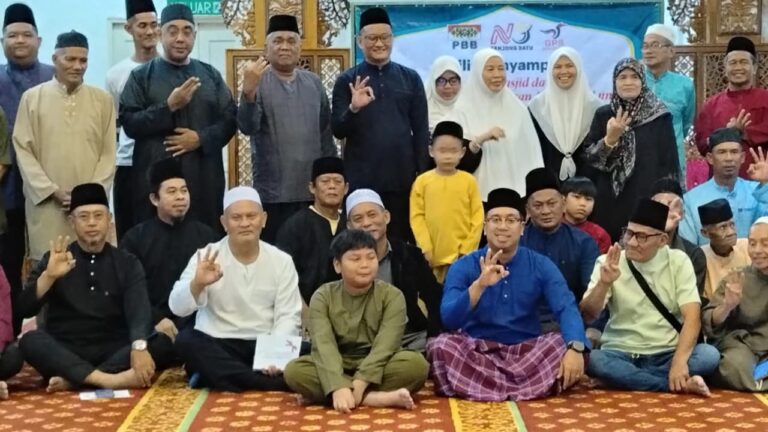 Masjid, surau Tanjong Datu terima sumbangan Ramadan