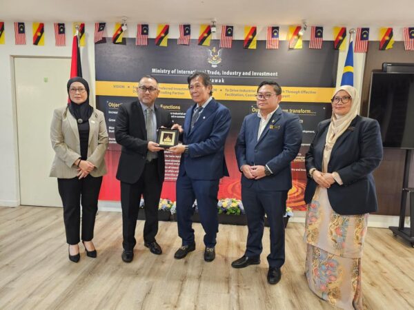 Sarawak, Brunei terokai peluang pelaburan, kerjasama perniagaan