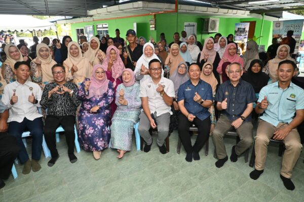 Program ‘Kamek Nengar Kamek Nulong’ bantu masyarakat tangani tekanan harian