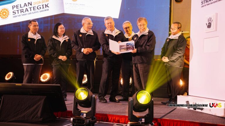 Sarawak kukuhkan pengurusan tanah, berteraskan teknologi lestarikan pembangunan