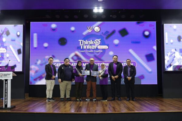 Pupuk minat pelajar dalam sains, teknologi