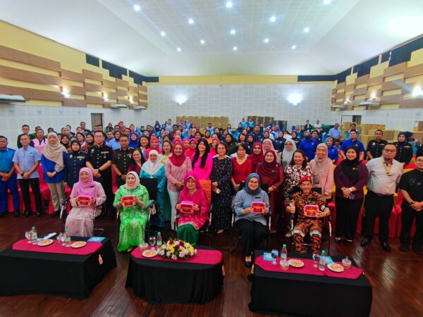 12,000 pek makanan untuk anggota keselamatan bertugas musim perayaan