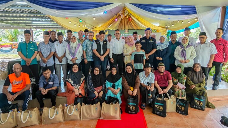 Program Ramadan Prihatin santuni anggota Marin, asnaf