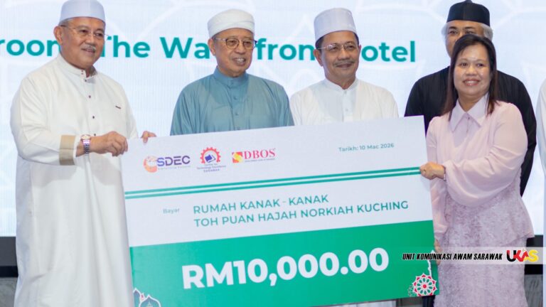 Abg Johari santuni pusat kebajikan dalam majlis berbuka puasa