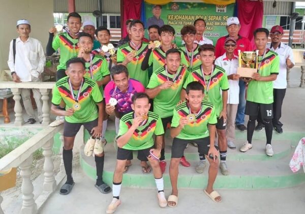 TRD Serian juarai Bola SepakParti PBB Kampung Perpat