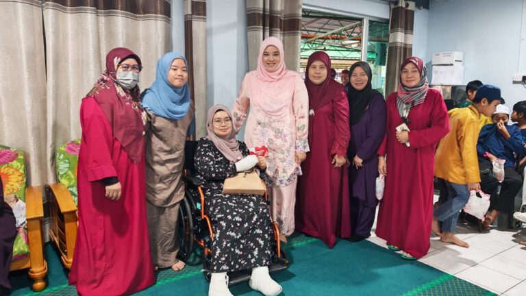 Mangsa kebakaran Taman Sentosa Indah dibantu