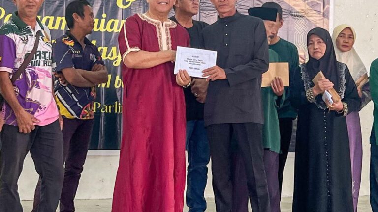 Sumbangan Ramadan perkukuhkan aktiviti surau, masjid Parlimen Igan