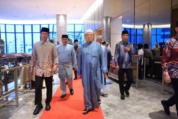 Sarawak Energy anjur Majlis Iftar Bersama Premier, himpunkan pemegang taruh