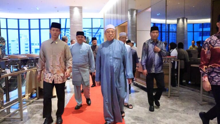 Sarawak Energy anjur Majlis Iftar Bersama Premier, himpunkan pemegang taruh